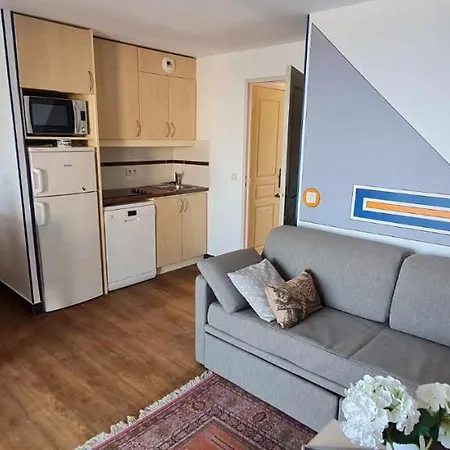 Sisley Apartment